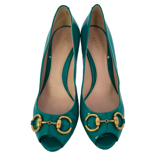 Gucci New Hollywood Horsebit Peep Toe Pumps in turquoise lakleer - Image 3