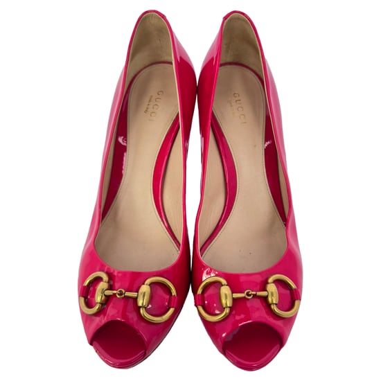 Gucci New Hollywood Horsebit Peep Toe Pumps in roze lakleer - Image 3
