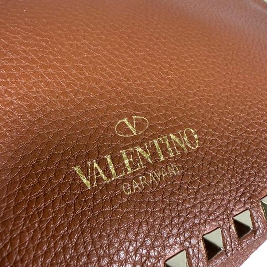 Valentino Light Cuir Rockstud Trapeze Tote in Bruin Leer - Image 6