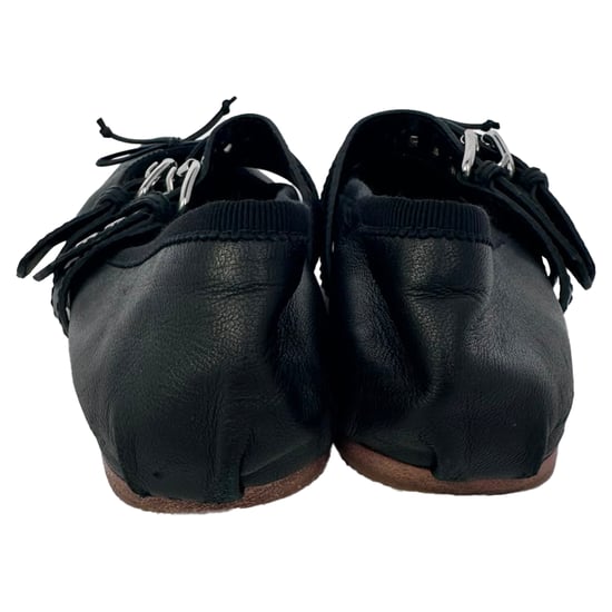Miu Miu Ballerina's met Gespaccent in Zwart Leer - Image 6