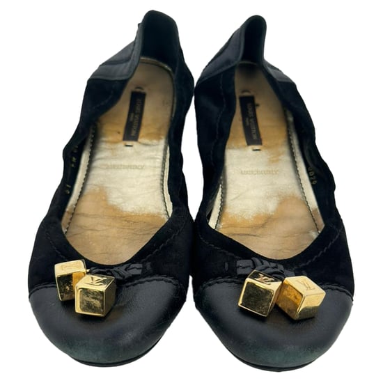 Louis Vuitton Monogram Cube Accent Ballerina's in Zwarte Suède - Image 3