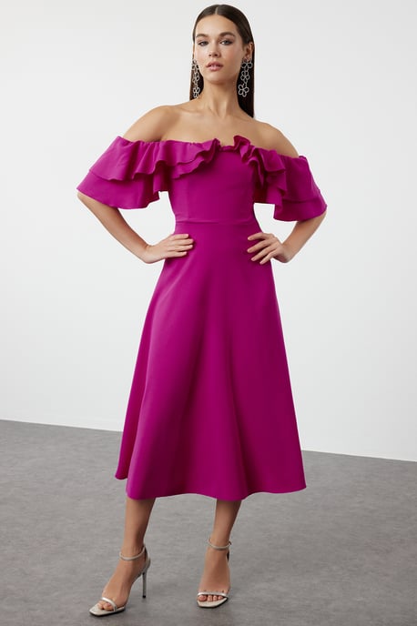 Roze, rechte, korte midi-jurk voor dames, geschikt voor afstuderen of gala. - Image 1