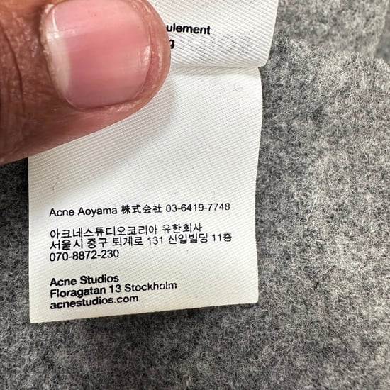 Acne Studios Franje Sjaal in Grijze Wol - Image 5