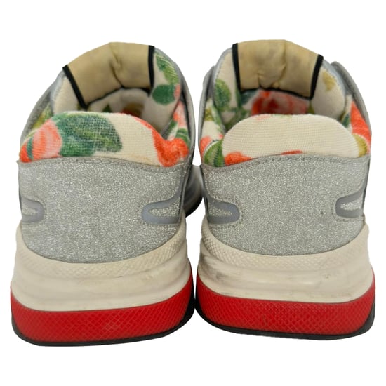 Gucci Ultrapace Lage Sneakers in Zilveren Glitters - Image 6
