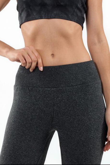 Hoog-getailleerde Flared Leggings - Image 4