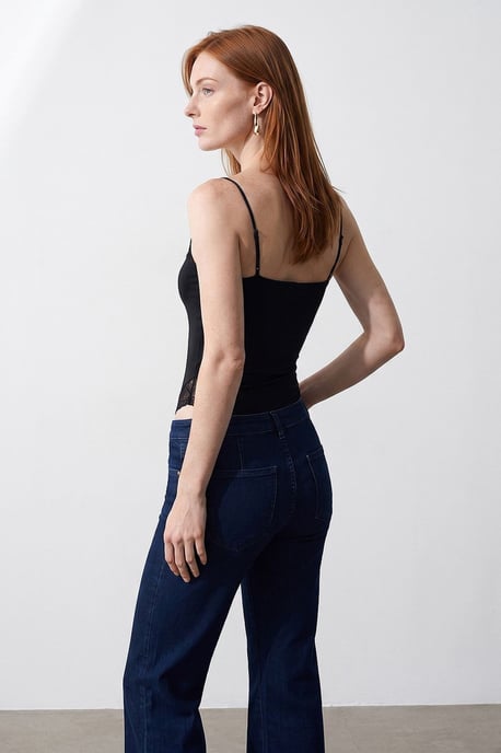 Kant Mouwloze Slim-fit Bodysuit Blouse - Image 2
