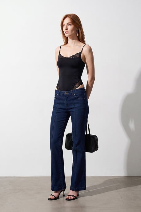 Kant Mouwloze Slim-fit Bodysuit Blouse - Image 4