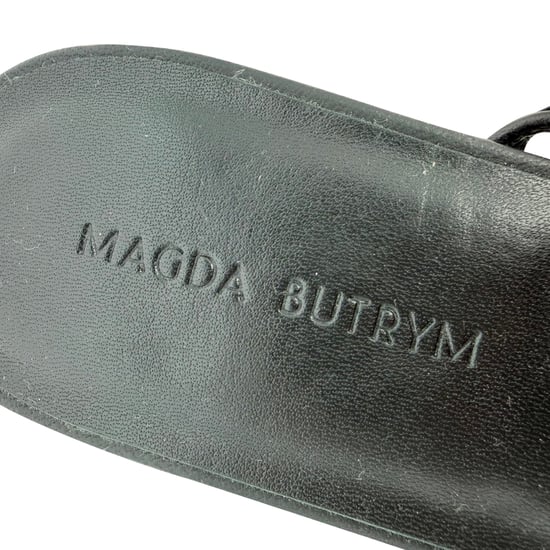 Magda Butrym platte sandalen met bloemenapplicaties in zwart leer - Image 4
