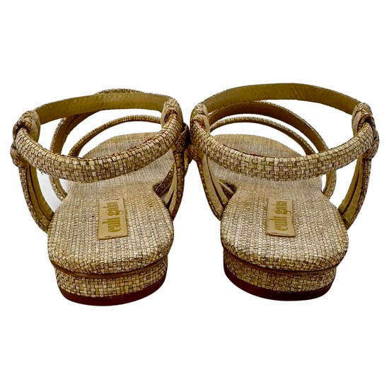 Cult Gaia platte sandalen met enkelbandje in beige raffia - Image 6