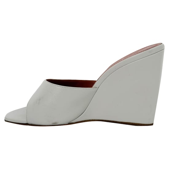 Amina Muaddi Lupita Wedge in wit nappaleer - Image 4