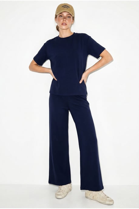 Ronde Hals T-Shirt en Broek Twee-Delige Set - Image 2