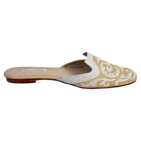 Oscar De La Renta geborduurde muiltjes in beige raffia - Image 1