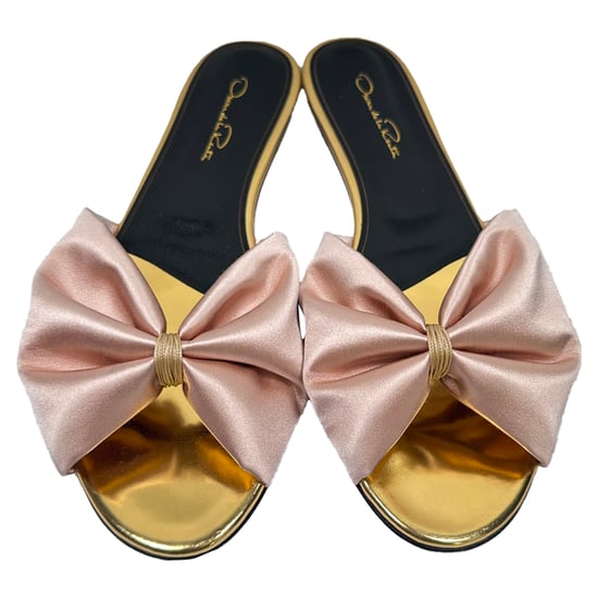 Oscar De La Renta teenslippers met strik in roze satijn - Image 3