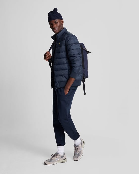 Donker marineblauw gewatteerd jack met trechterhals van Lyle & Scott - Image 3