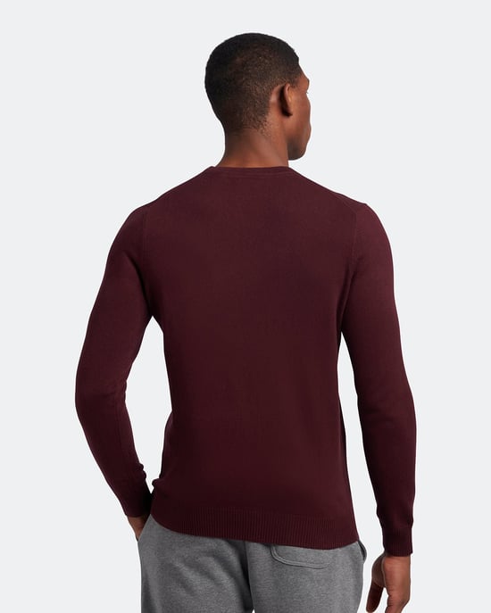 Lyle & Scott katoenen merinotrui met ronde hals in bordeauxrood - Image 3