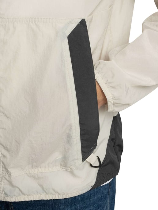 Columbia Challenger II Windjack, Beige - Image 4