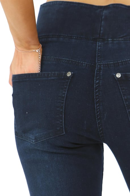 Dames Jeans met Elastische Taille en Buikcontrole in Donkerblauw - Image 6