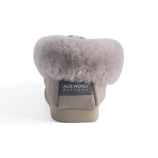 Aus Wooli "Waterloo" Australia Hand Stitched Women's Sheepskin Moccasin, Licht Grijs - Image 3