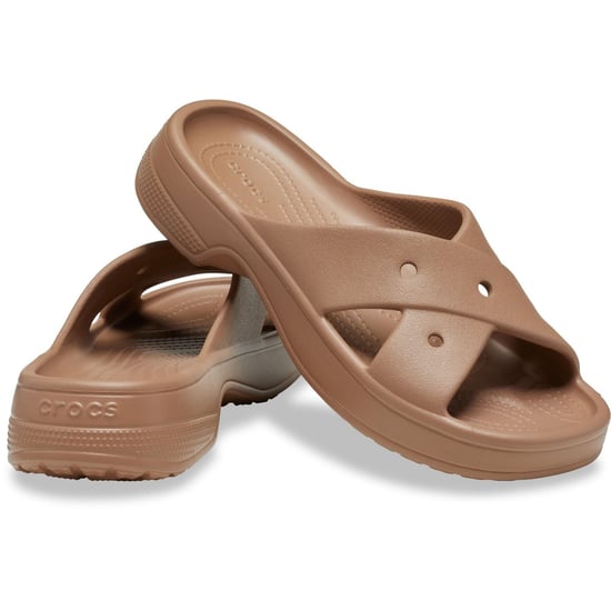 Crocs Classic Cross Strap Thermoplastische Dames Sandalen in Melk Chocolade - Image 3
