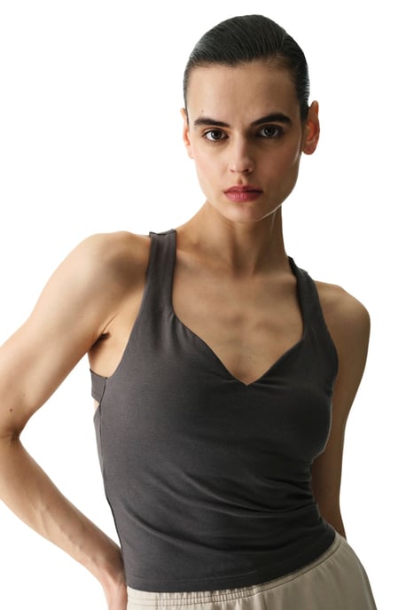 Mouwloze V-hals Rugloze Tanga Bodysuit - Image 1