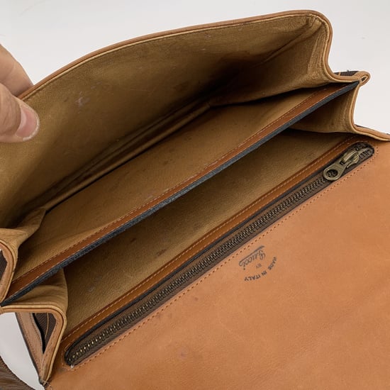 Gucci Vintage stoffen schoudertas met diagonaal logo - Image 5