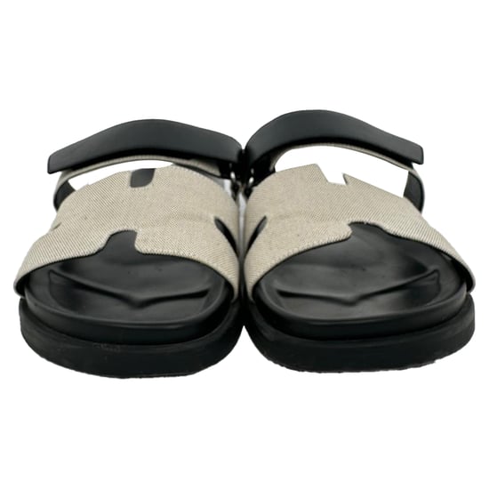 Hermès Chypre sandalen in wit en zwart canvas en leer - Image 2