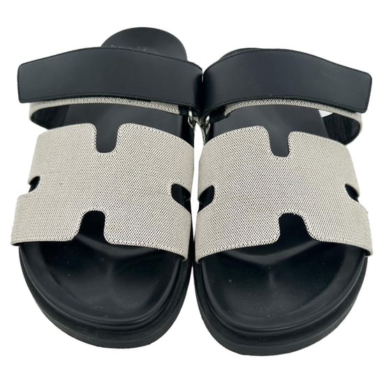 Hermès Chypre sandalen in wit en zwart canvas en leer - Image 4