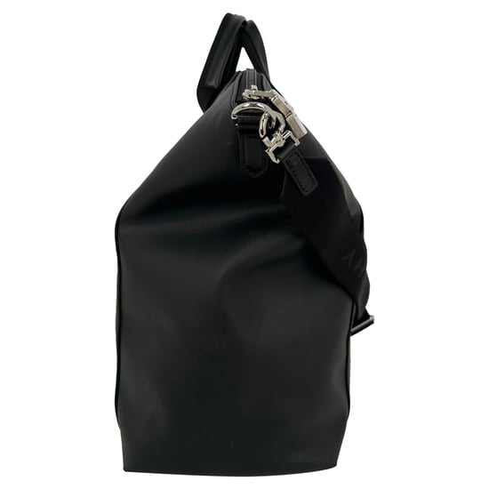 Givenchy Antigona sporttas in zwart gecoat canvas - Image 5