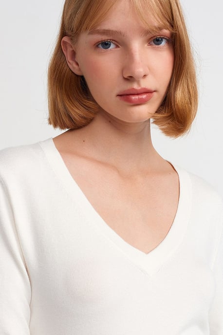 Vrouwen V-hals Gebreide Trui Met Zijspleet - Image 4