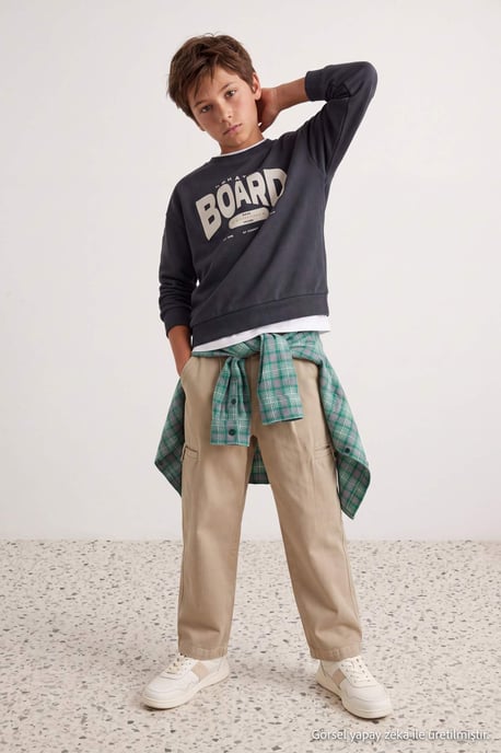 TRENDYOLKIDS Jongens Grijs Met grafische print Lang, Regular fit Sweatshirts - Image 1