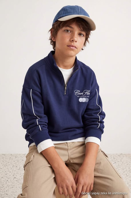 TRENDYOLKIDS Jongens Donkerblauw Met grafische print Lang, Regular fit Sweatshirts - Image 1