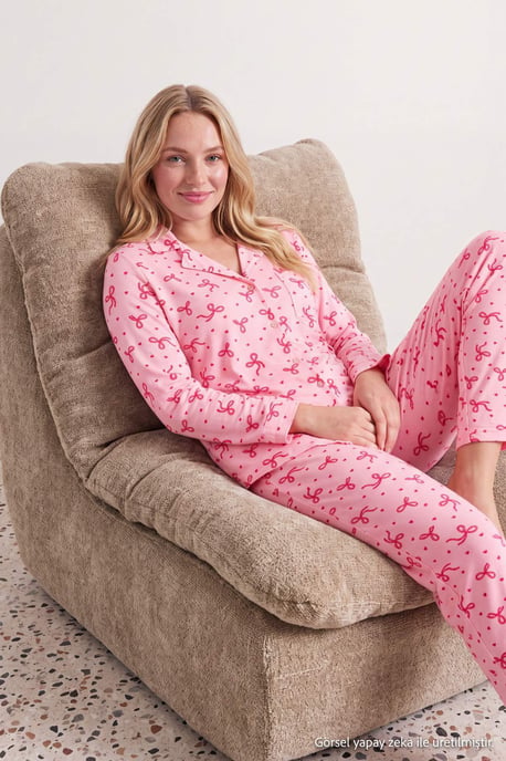 TRENDYOLMİLLA Dames 2-pack Roze Met grafische print Lang, Regular fit Pyjama- Sets - Image 1