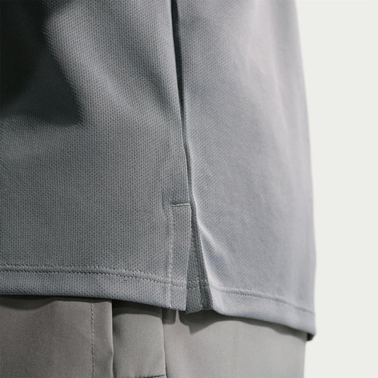 Nike Heren T-shirt Miler met Swoosh en reflecterende details (Rook Grijs) - Image 4