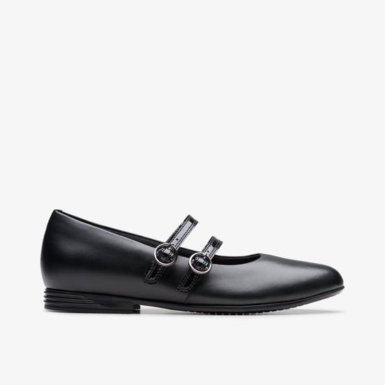 FINJA BAR Y Schoenen - Image 1