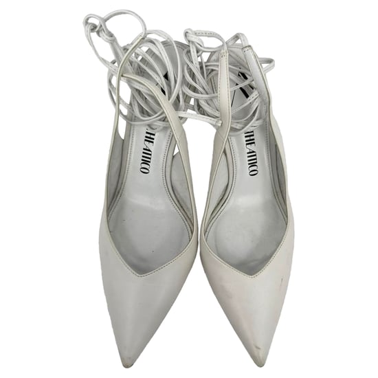 De Attico pumps met spitse neus en strikceintuur in wit leer - Image 4