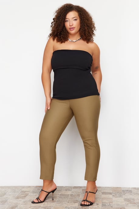 Trendyol Curve Dames Zwart Effen Mouwloos Getailleerd Grote maten Blouses - Image 2
