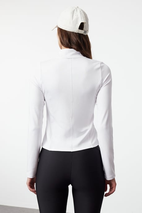 TRENDYOLMİLLA Dames Wit Effen Getailleerd Sport Blazers - Image 4