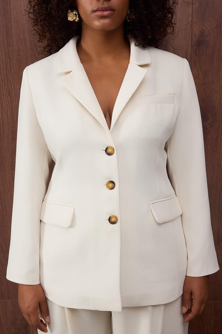 Trendyol Curve Dames Ecru Effen Lang Getailleerd Grote maten Blazers - Image 3