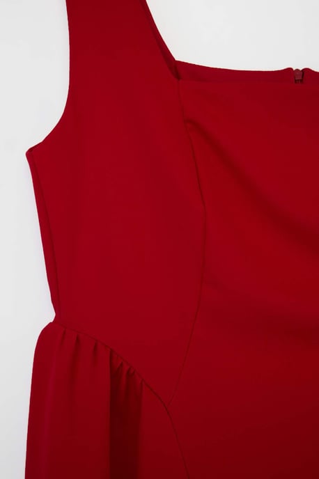 Trendyol Curve Dames Rood Effen Kort / Mini Mouwloos Casual A-lijn Grote maten Jurk - Image 4