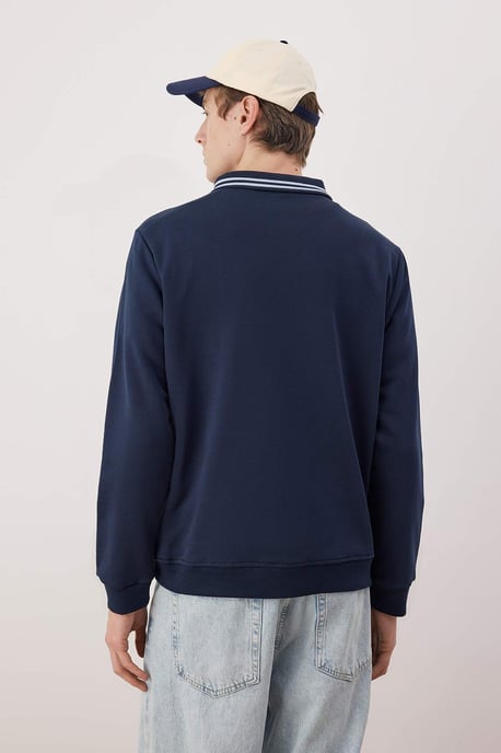 TRENDYOL MAN Heren Donkerblauw Effen Lang Regular fit Sweatshirts - Image 3