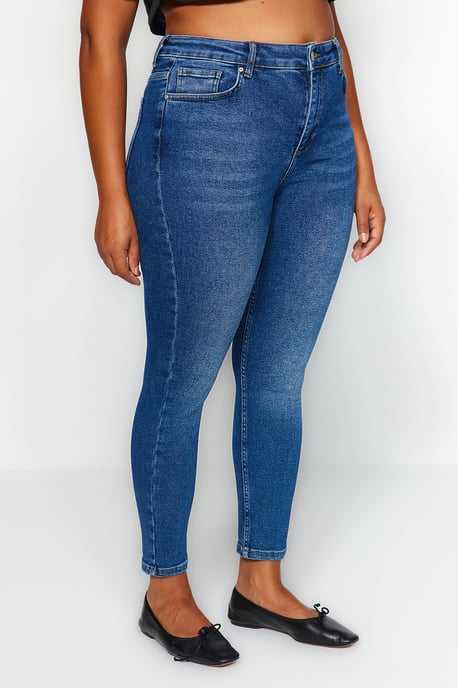 Trendyol Curve Dames Donkerblauw Effen Skinny Hoge taille Grote maten Jeans - Image 5