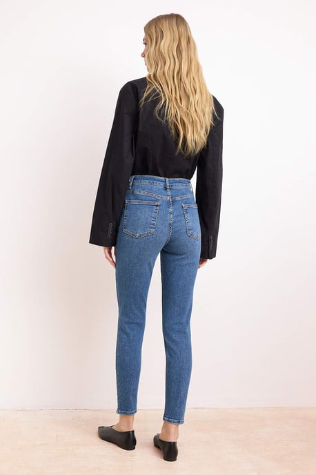 TRENDYOLMİLLA Dames Blauw Effen Skinny Hoge taille Jeans - Image 3