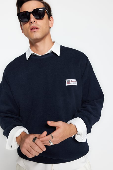 TRENDYOL MAN Heren Donkerblauw Slogan Lang Oversized Sweatshirts - Image 1