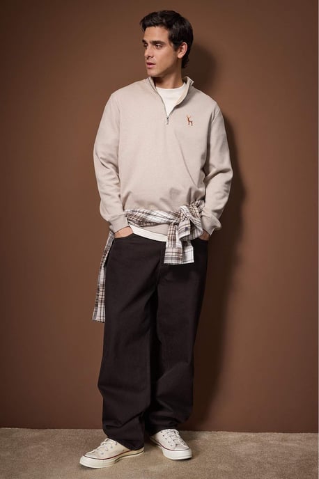 TRENDYOL MAN Heren Beige Effen Lang Regular fit Sweatshirts - Image 4