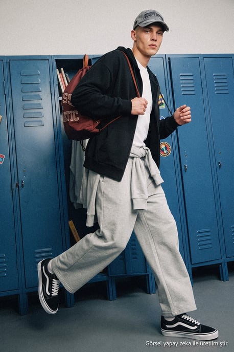 TRENDYOL MAN Heren Zwart Effen Lang Oversized Sweatshirts - Image 6