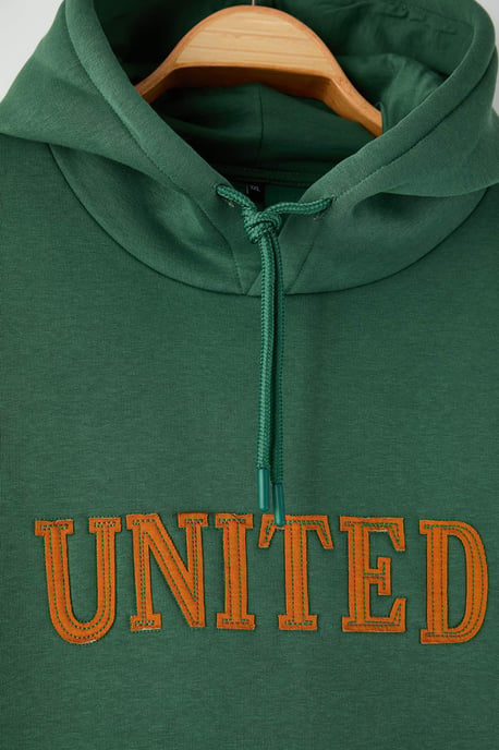 TRENDYOL MAN Unisex Groen Slogan Lang Oversized Grote maten Sweatshirts - Image 5