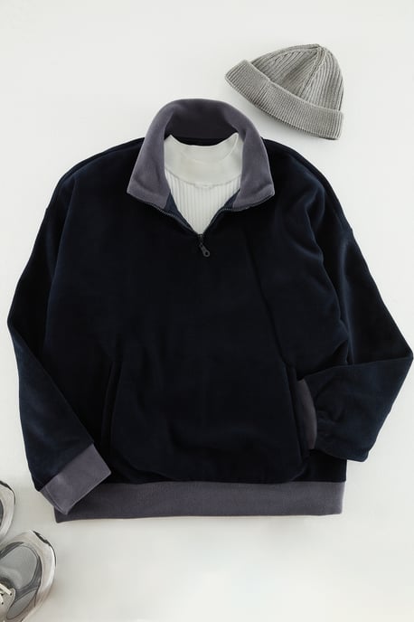 TRENDYOL MAN Heren Donkerblauw Colorblock Lang Oversized Sweatshirts - Image 2