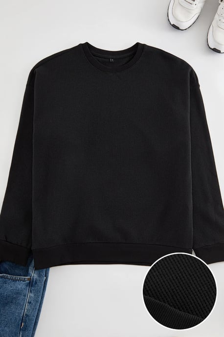 TRENDYOL MAN Heren Zwart Effen Lang Oversized Sweatshirts - Image 4