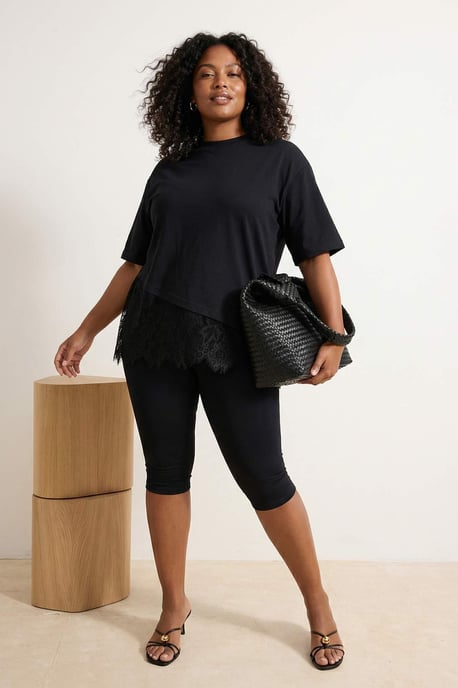 Trendyol Curve Dames Zwart Effen Kort Oversized Grote maten T-shirts - Image 6