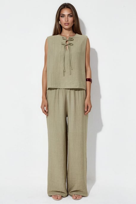 Set van een blouse van viscosemix met strikdetail en een broek met elastische taille - Image 5